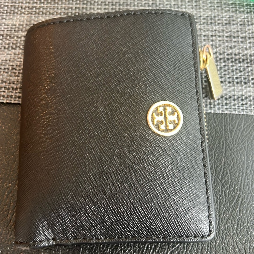 TB wallets